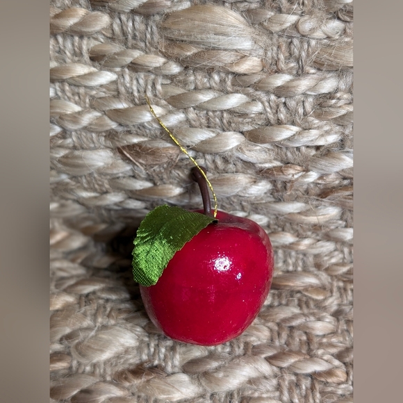 Set Of 23 Miniature Red Apple VINTAGE Ornaments 🍎 Christmas. Size 2.25" - Picture 3 of 4
